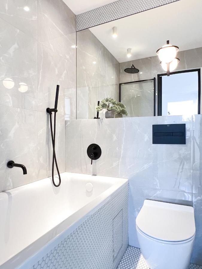 Stylowy Apartament Przy Metrze Varsovie Extérieur photo
